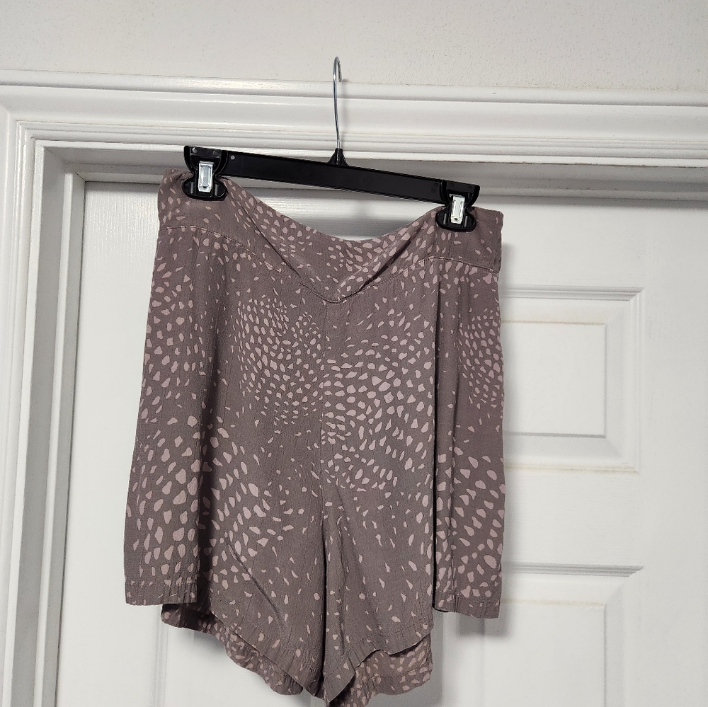 Waiwaolani Rayon Shorts